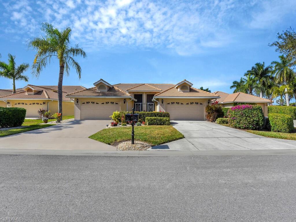 PALOMINO VILLAGE - Residential