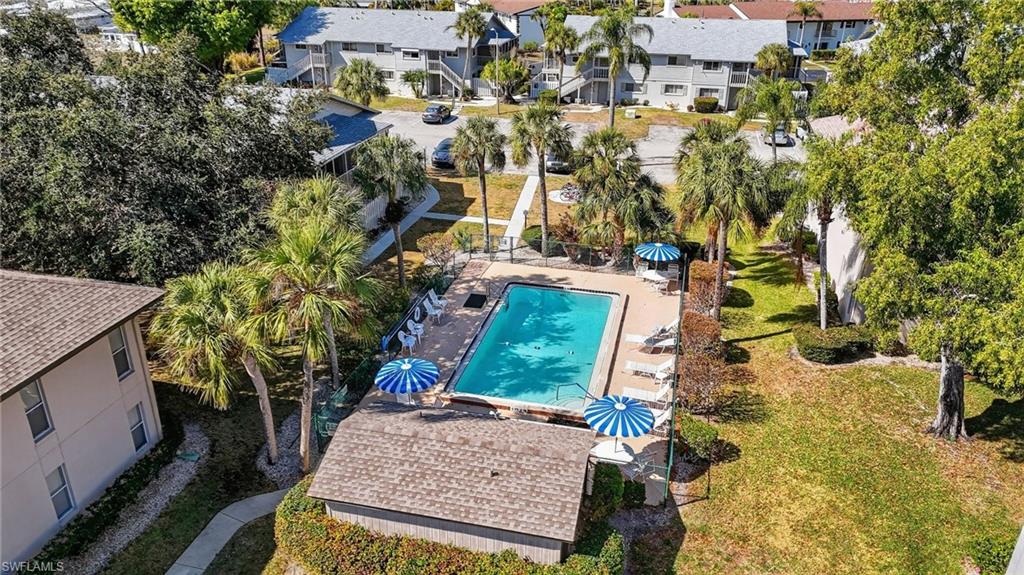 FOXMOOR VILLAGE CONDO - Residential