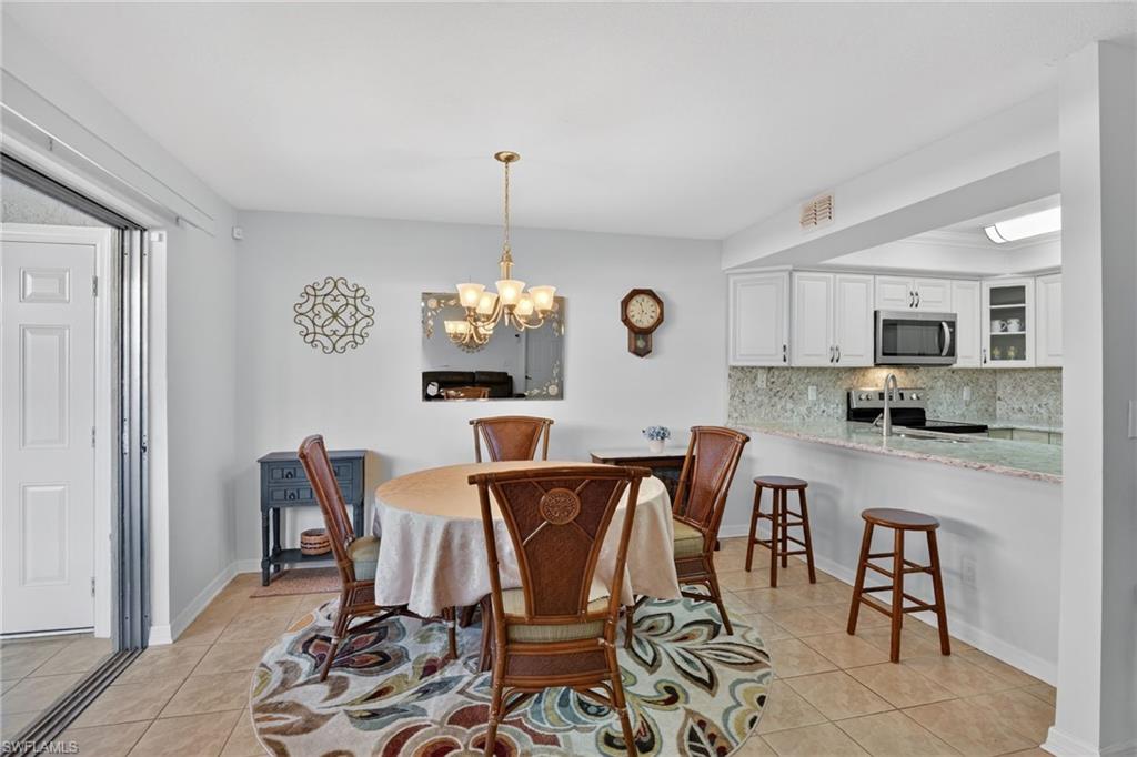 FOXMOOR VILLAGE CONDO - Residential