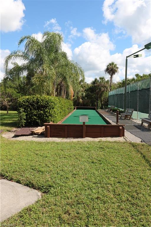 FOXMOOR VILLAGE CONDO - Residential