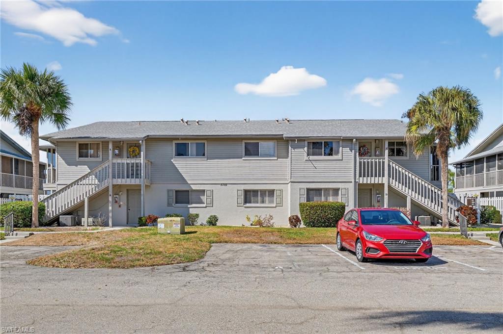 FOXMOOR VILLAGE CONDO - Residential