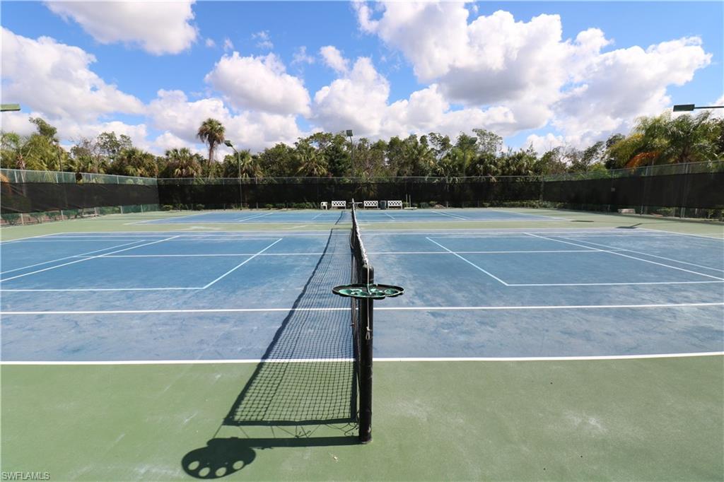 FOXMOOR VILLAGE CONDO - Residential