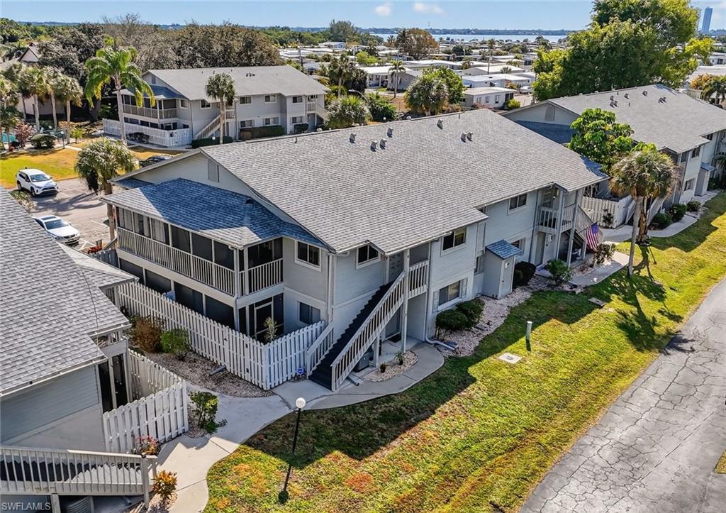 FOXMOOR VILLAGE CONDO - Residential