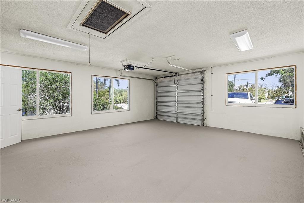 KREAMERS SUBD - Residential