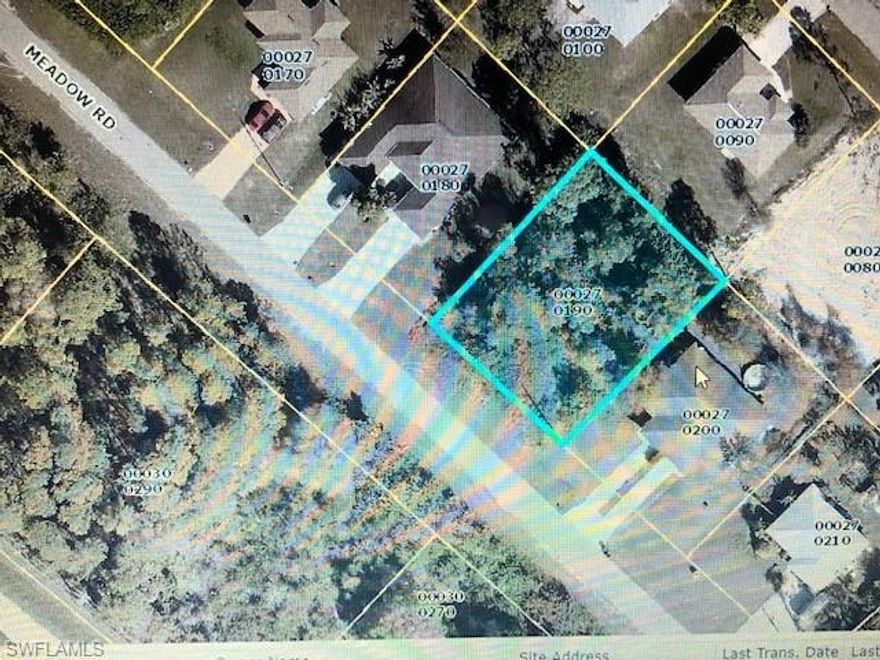 No improvements to the property. Homes in the area utilize well and septic. 
CASH OFFERS ONLY. BUYER PAYS ALL FEES EXCEPT COMMISSION AND TAX PRORATION. PLEASE INCLUDE THAT LINE UNDER "ADDITIONAL TERMS" IN THE CONTRACT FOR SALE

Per insurance agent, lot is in "X" Flood Zone.