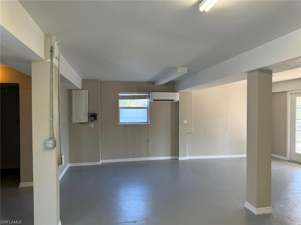 MANATEE BAY UNRECORDED SUBDIVISION - Residential