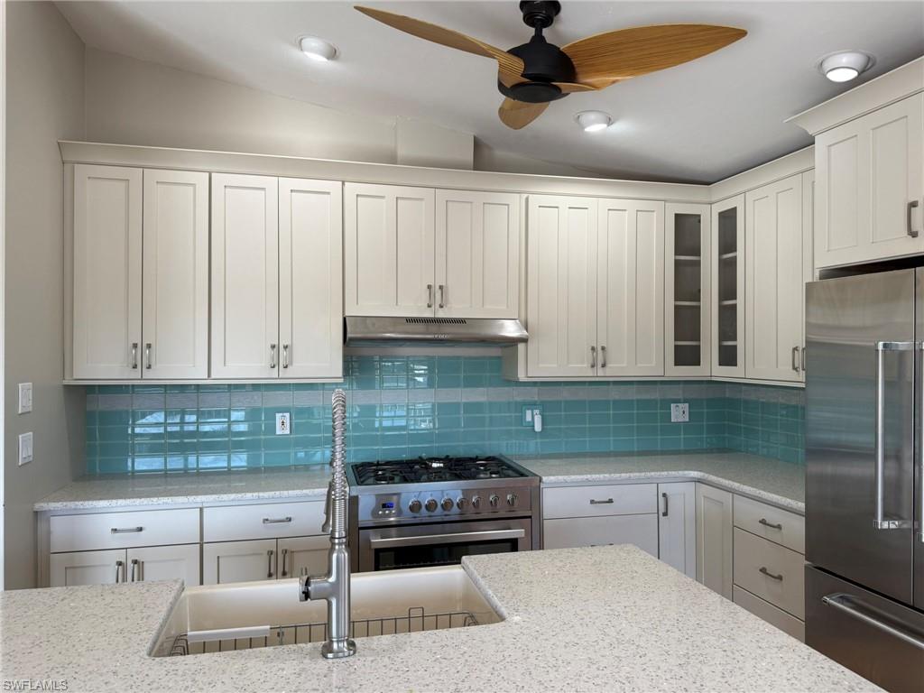 MANATEE BAY UNRECORDED SUBDIVISION - Residential