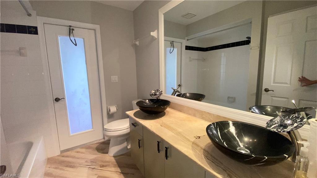 WILLOUGHBY ACRES - Residential Lease