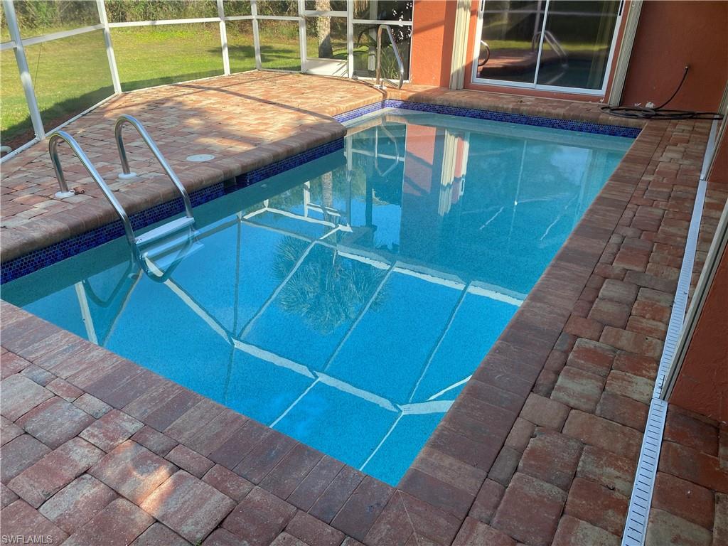 WILLOUGHBY ACRES - Residential Lease