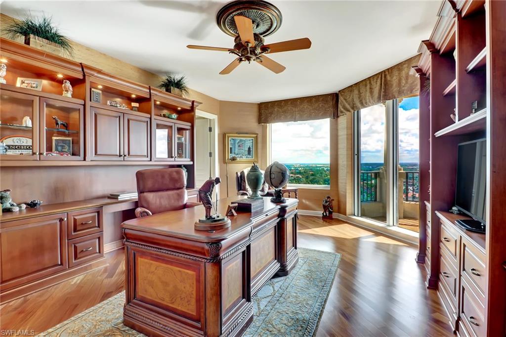 TRIESTE AT BAY COLONY - Residential