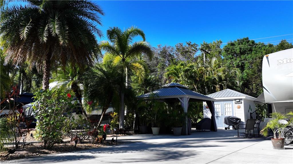 CYPRESS WOODS RV RESORT - Land