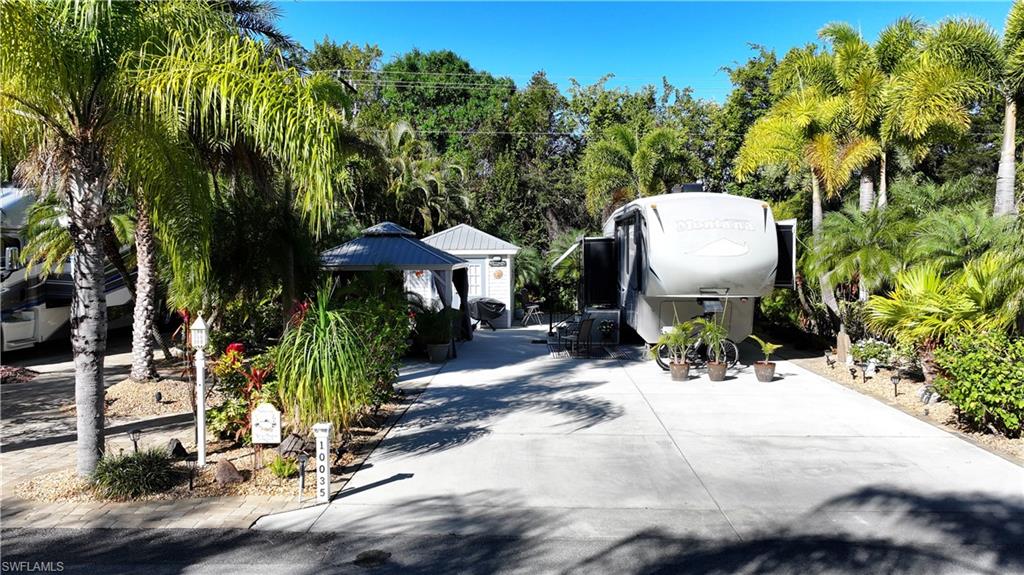 CYPRESS WOODS RV RESORT - Land