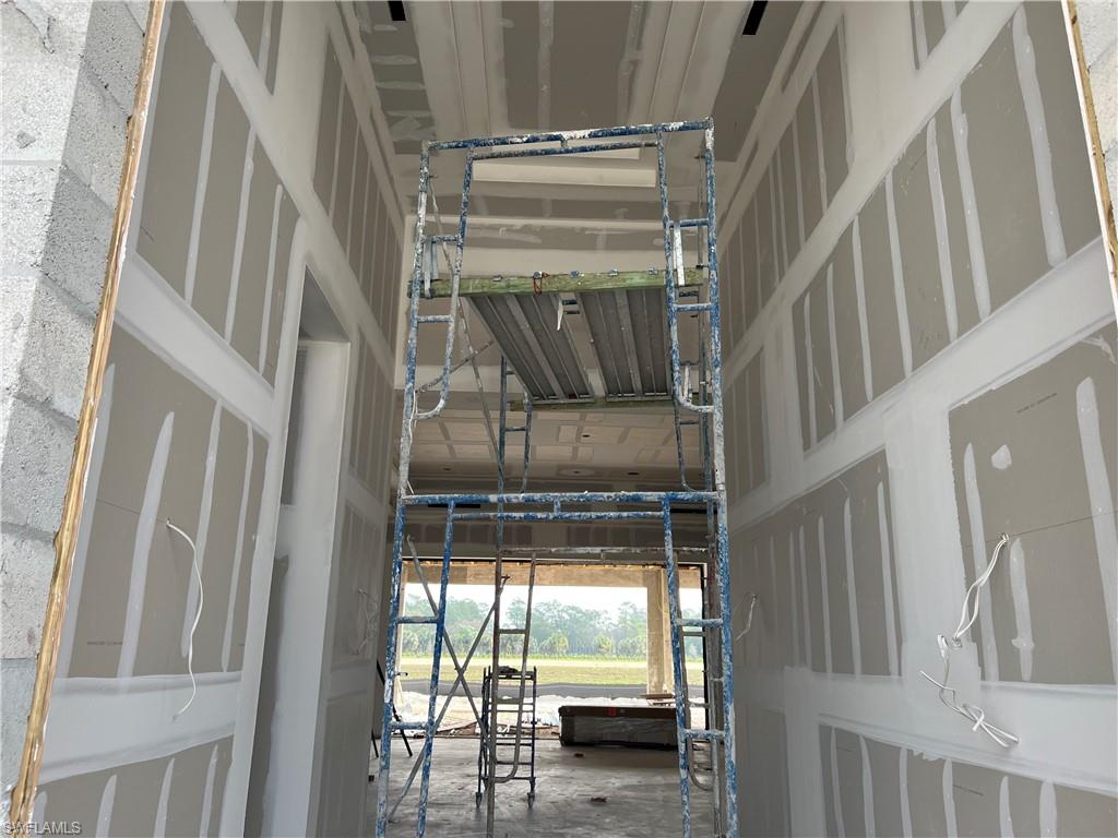 OPUS STONE - Residential