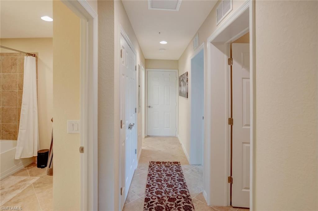 DI NAPOLI - Residential Lease