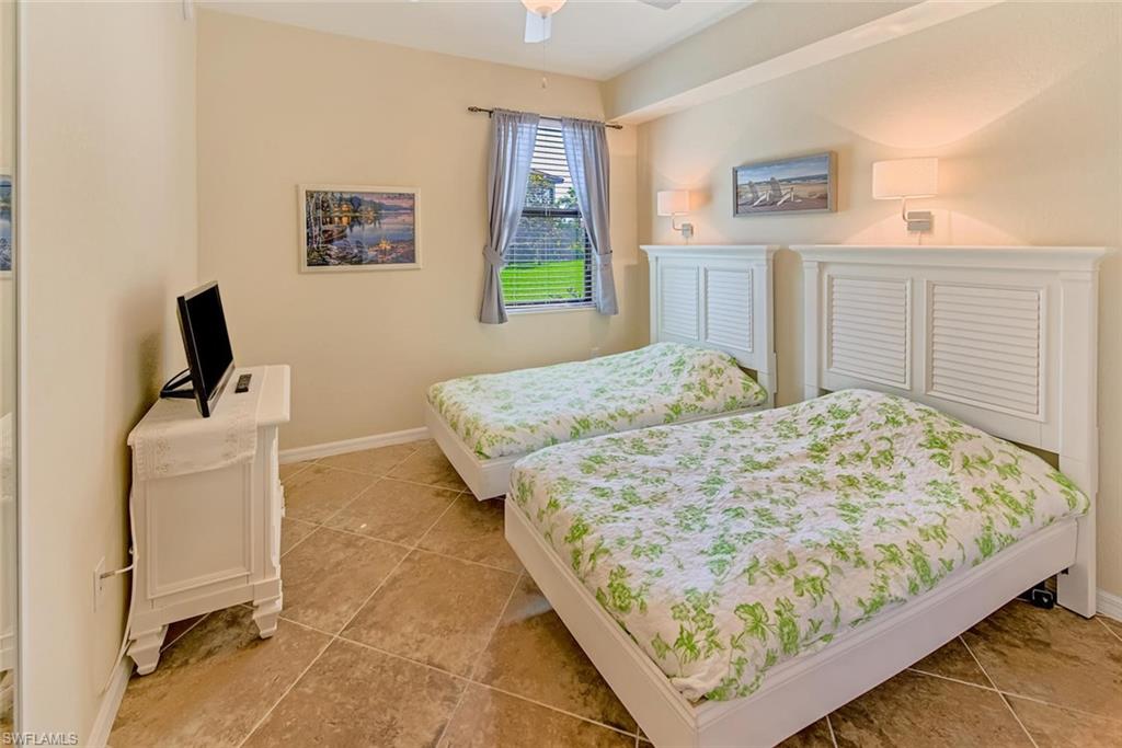 DI NAPOLI - Residential Lease