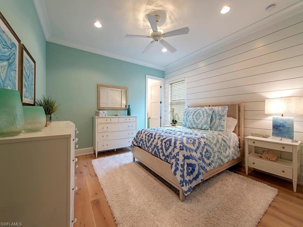 ESPLANADE - Residential