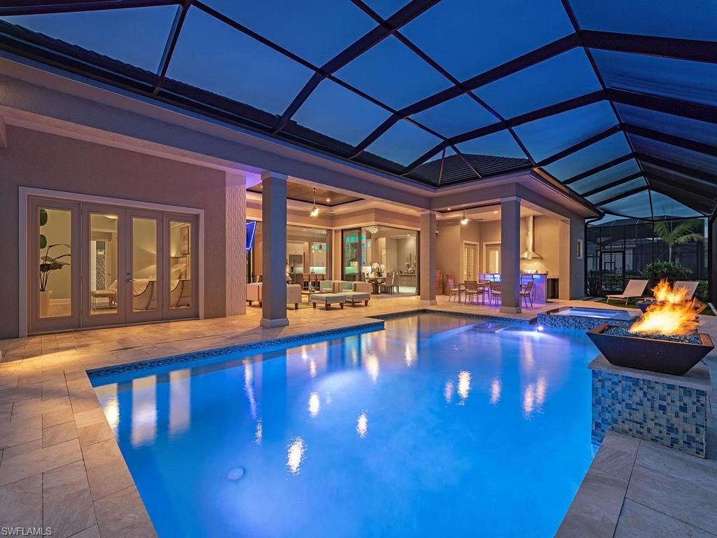 ESPLANADE - Residential