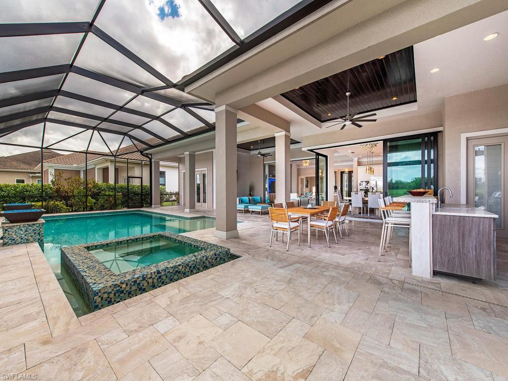 ESPLANADE - Residential