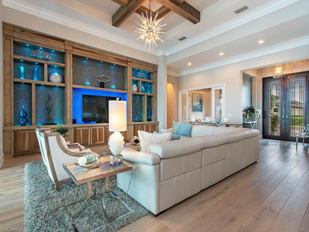 ESPLANADE - Residential