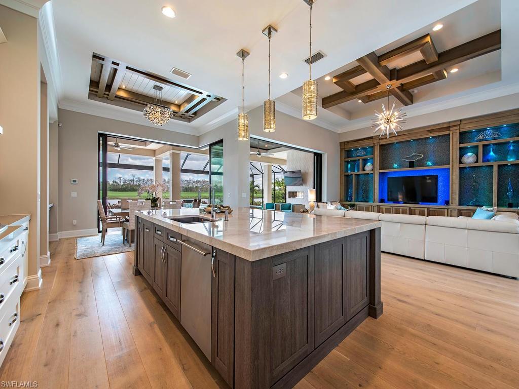 ESPLANADE - Residential