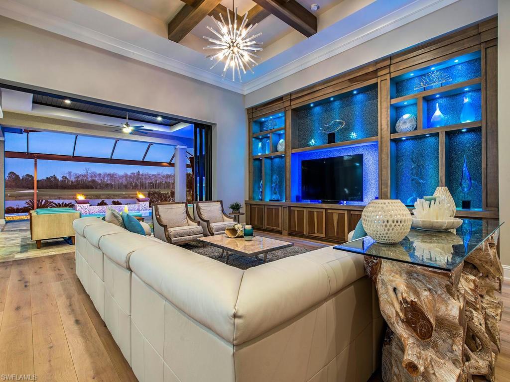 ESPLANADE - Residential