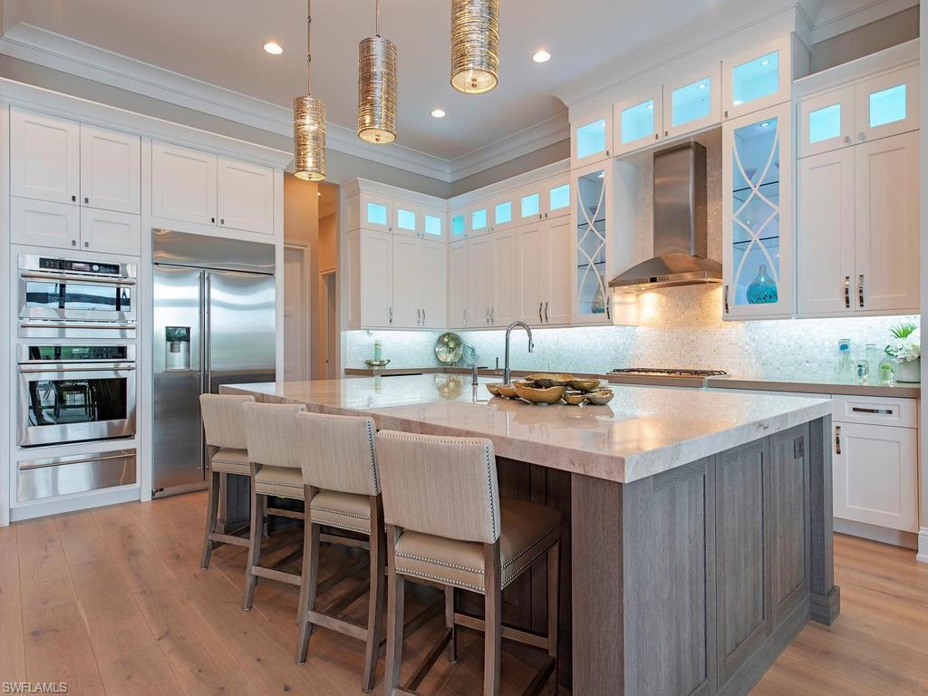 ESPLANADE - Residential