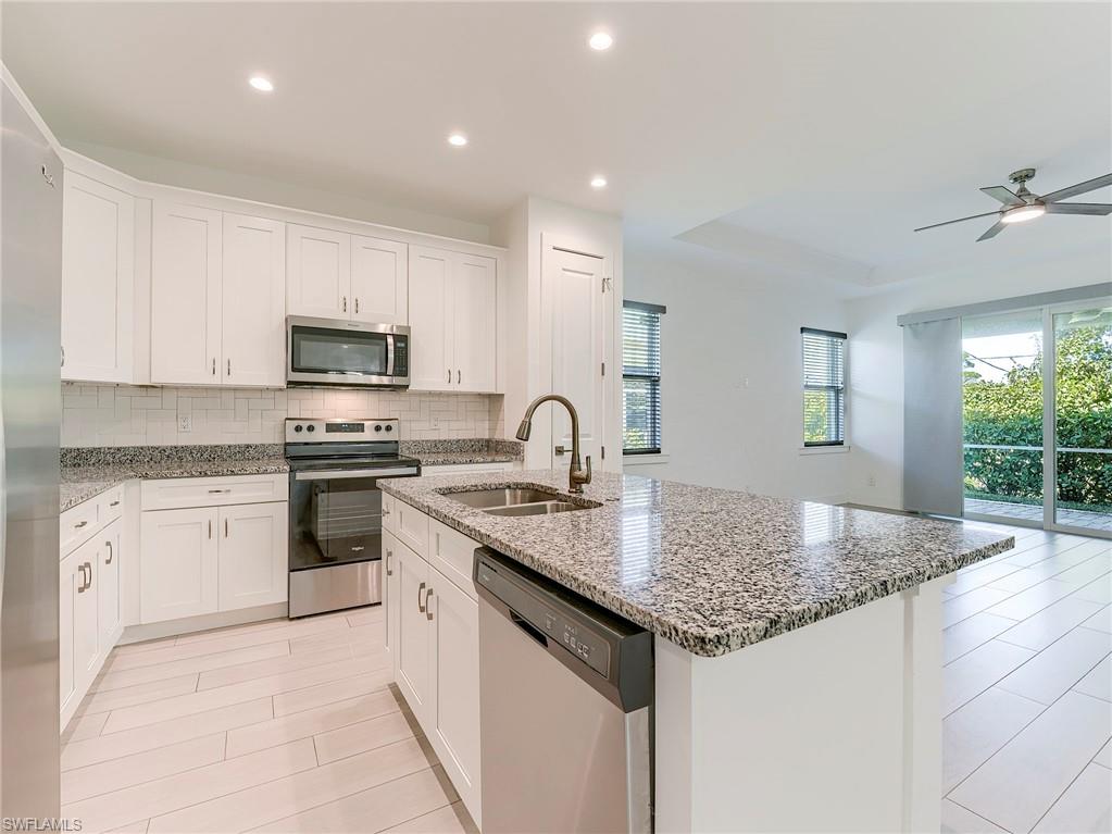 THE VILLAS AT CAUSEWAY KEY - Residential