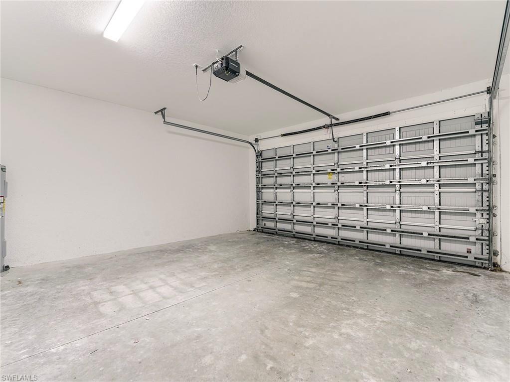 THE VILLAS AT CAUSEWAY KEY - Residential