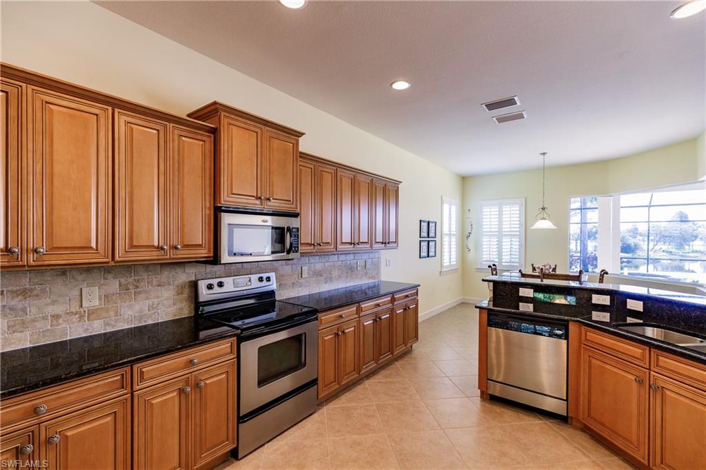 HOLLYBROOK - Residential