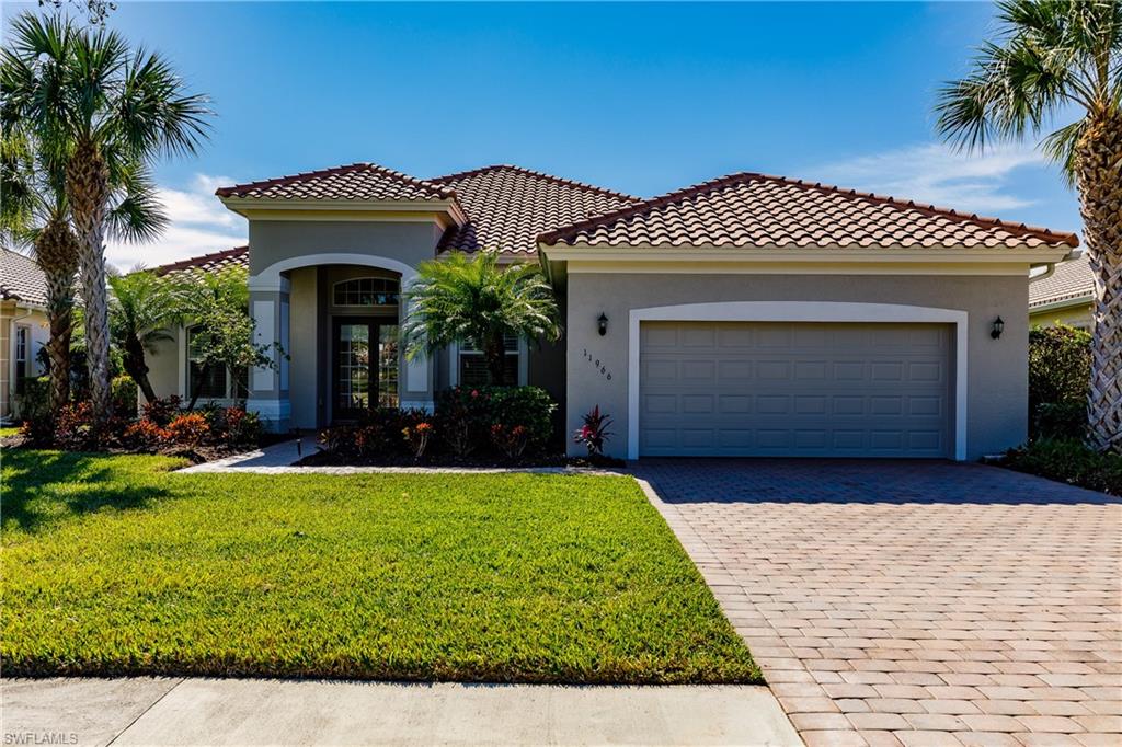 HOLLYBROOK - Residential