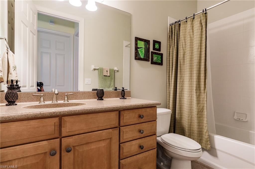 HOLLYBROOK - Residential