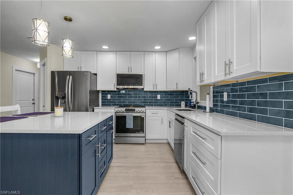 PORT CHARLOTTE - Residential