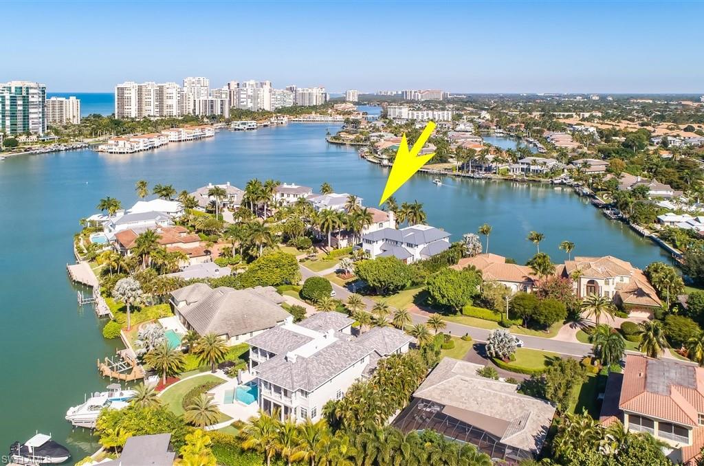 MOORINGS - Residential