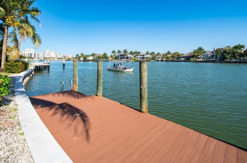 MOORINGS - Residential