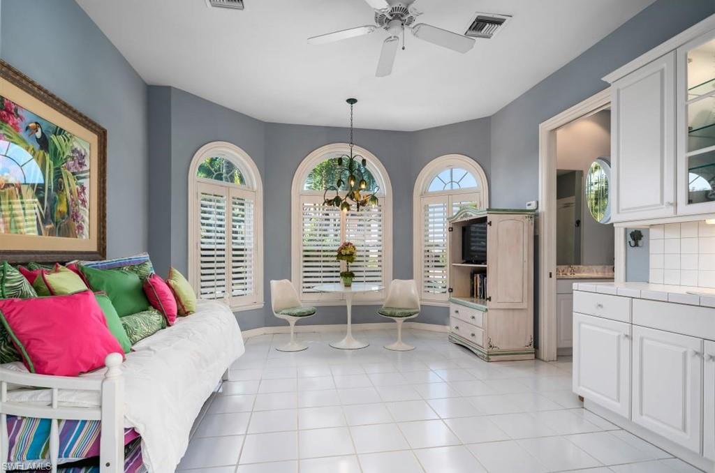 MOORINGS - Residential