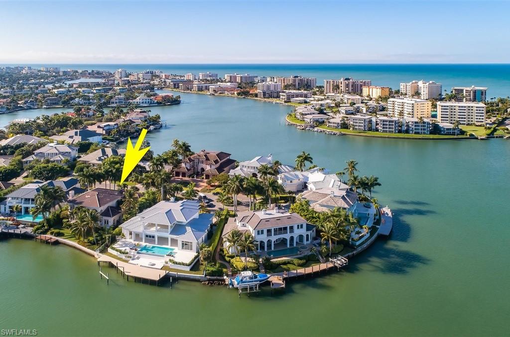 MOORINGS - Residential