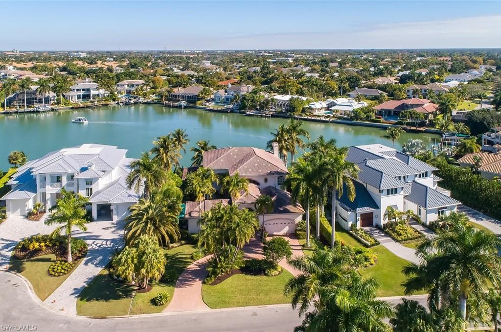 MOORINGS - Residential