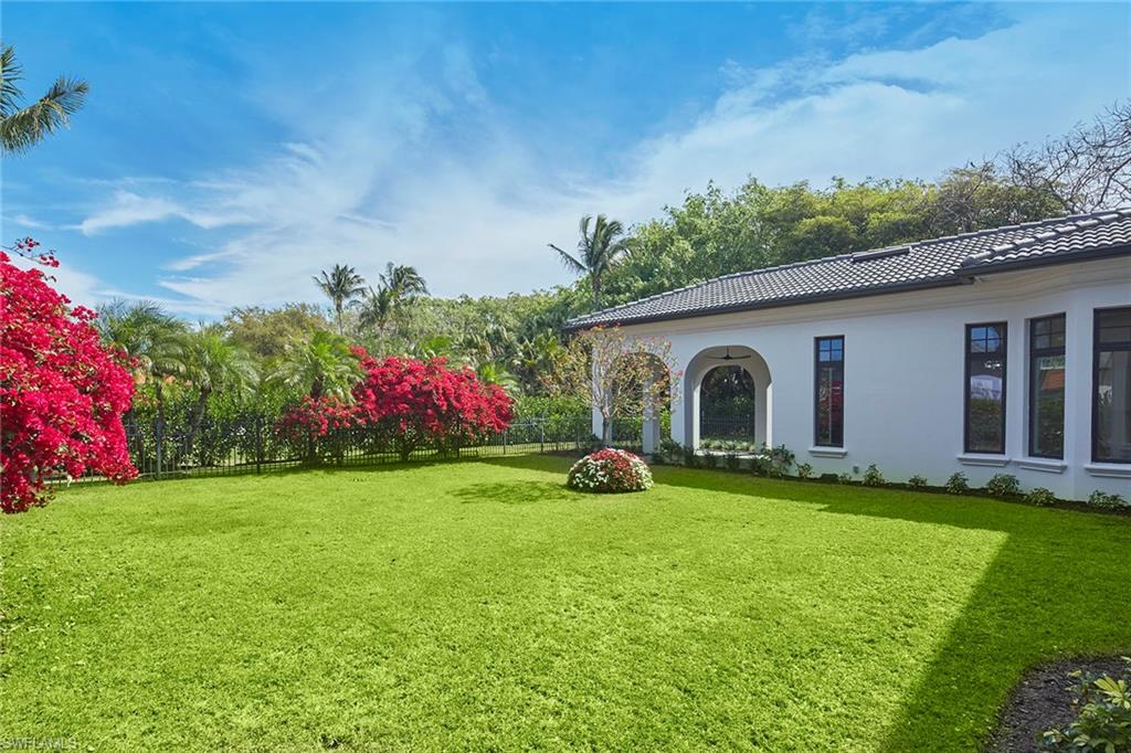 ESTATES AT GREY OAKS - Residential