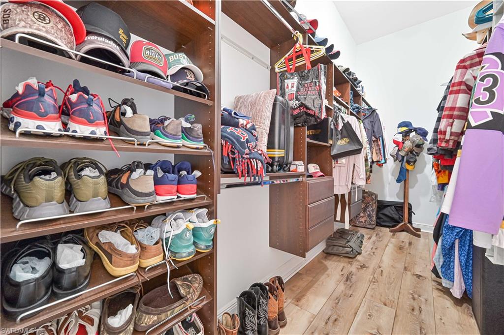 MAPLE RIDGE - Residential