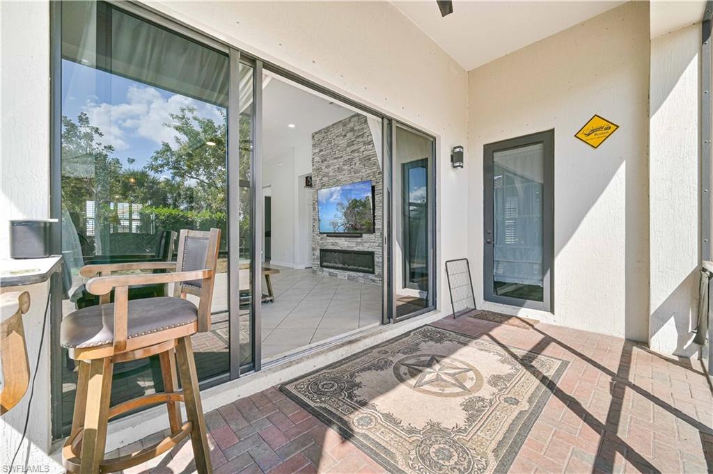 MAPLE RIDGE - Residential