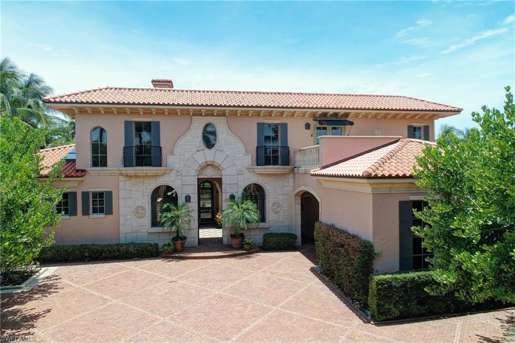 ESTATES AT BAY COLONY GOLF CLUB - Residential