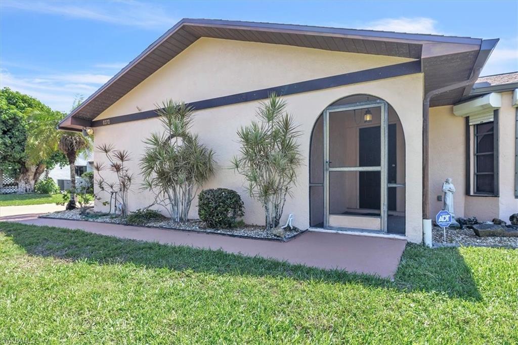 RIVERBEND - Residential