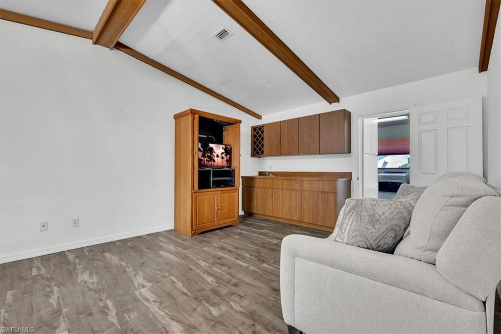 RIVERBEND - Residential