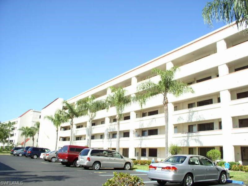 SEVEN LAKES - Residential