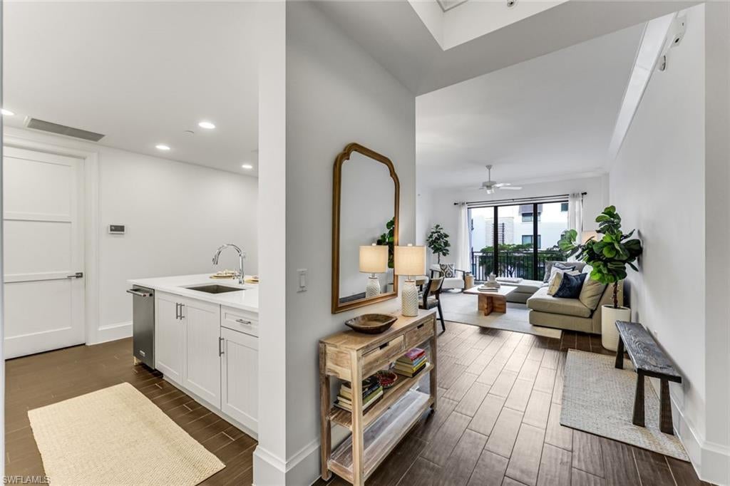 1030 3rd AVE S 215