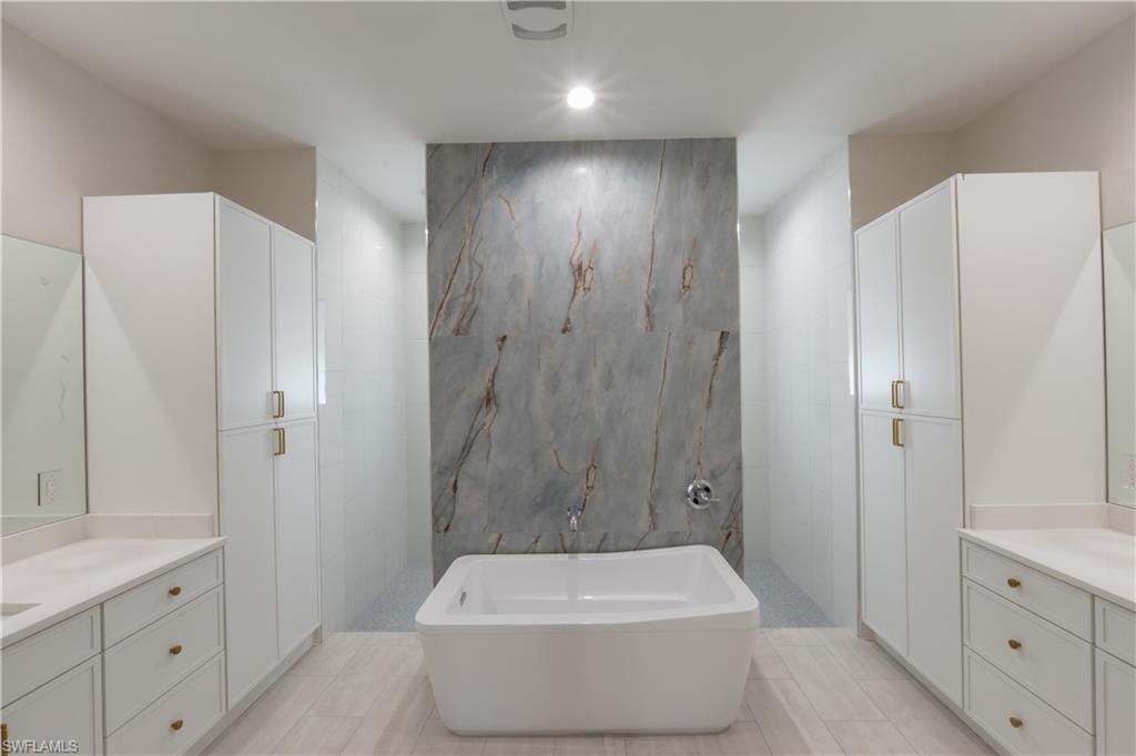 LAKEWOOD PARK - Residential