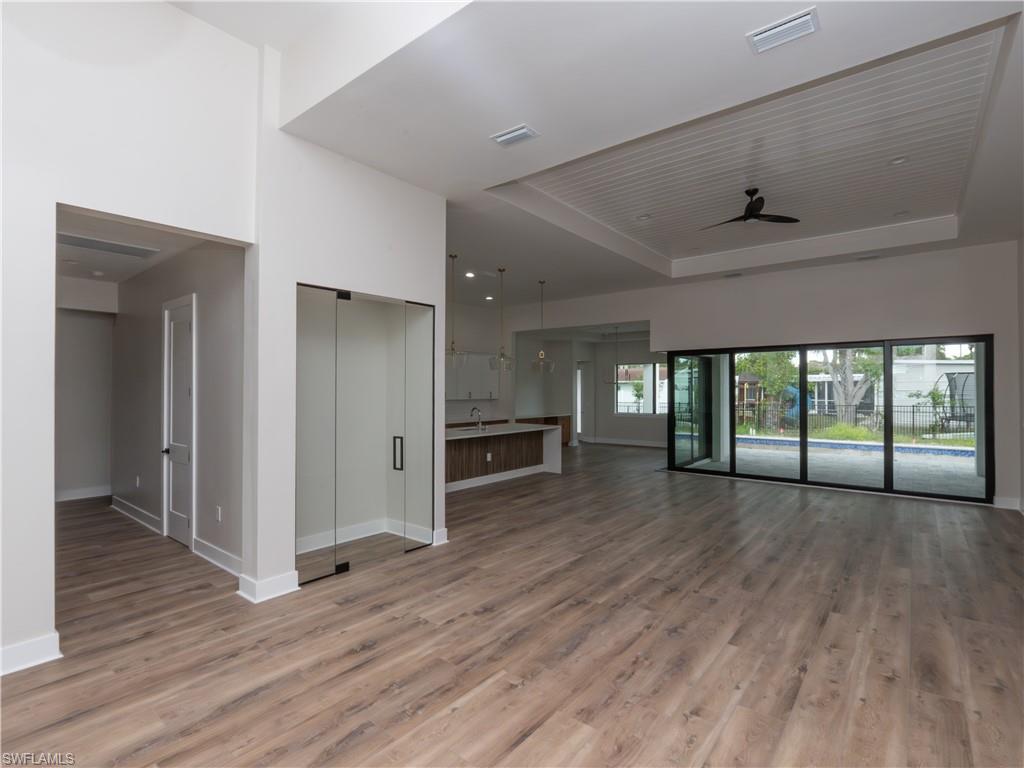 LAKEWOOD PARK - Residential