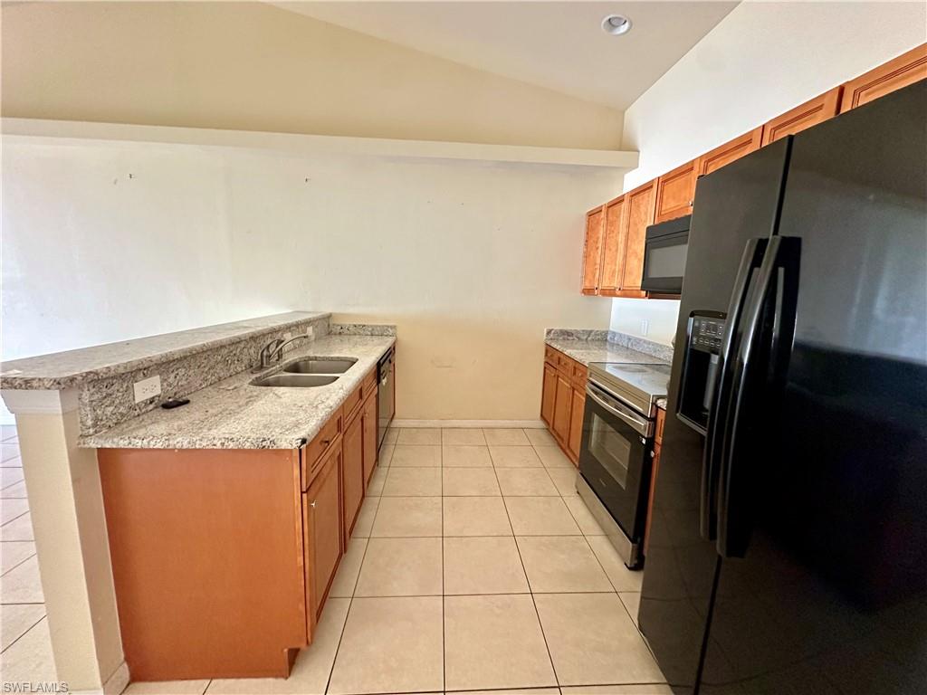 CAPE CORAL - Residential Lease