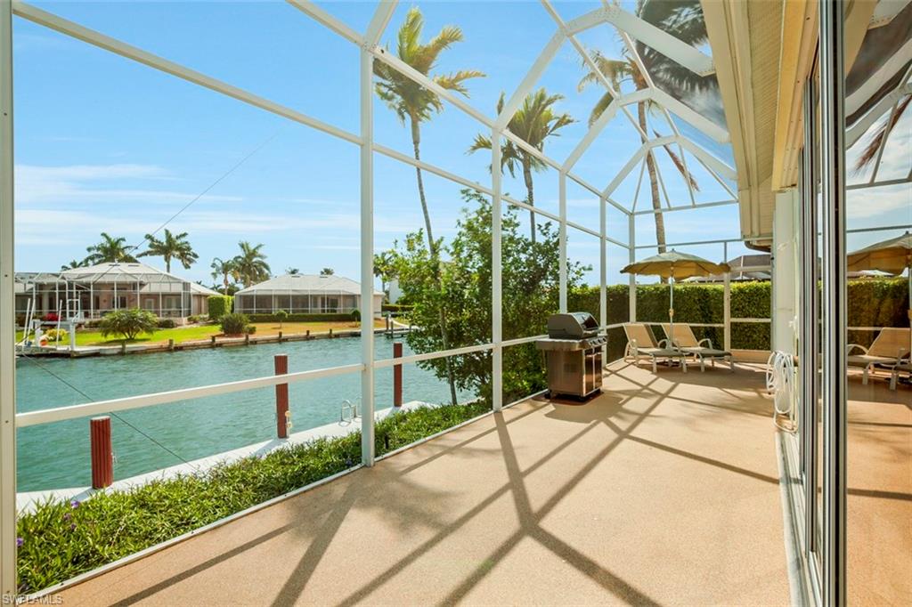 MARCO BEACH - Residential