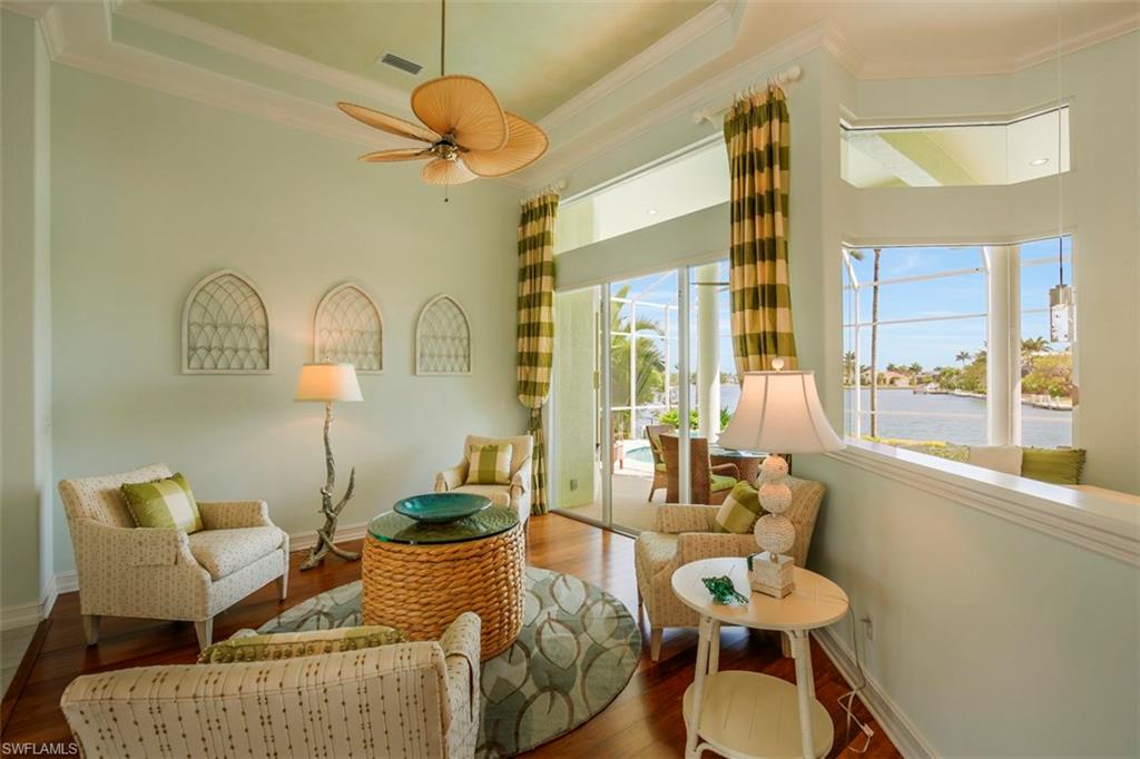 MARCO BEACH - Residential